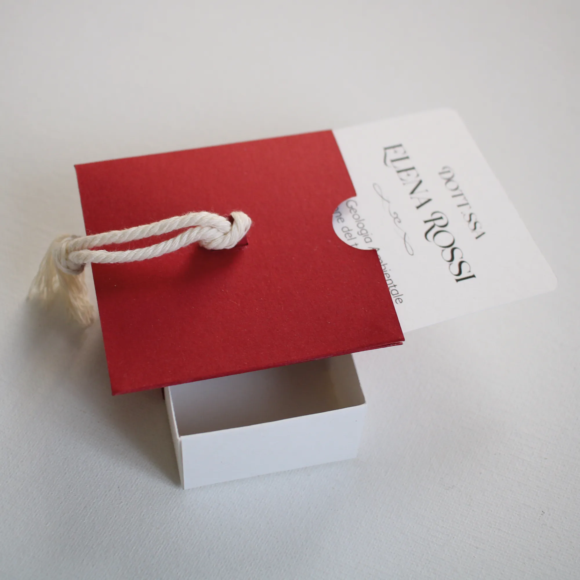 Tocco Laurea porta confetti con ciondolo o tag