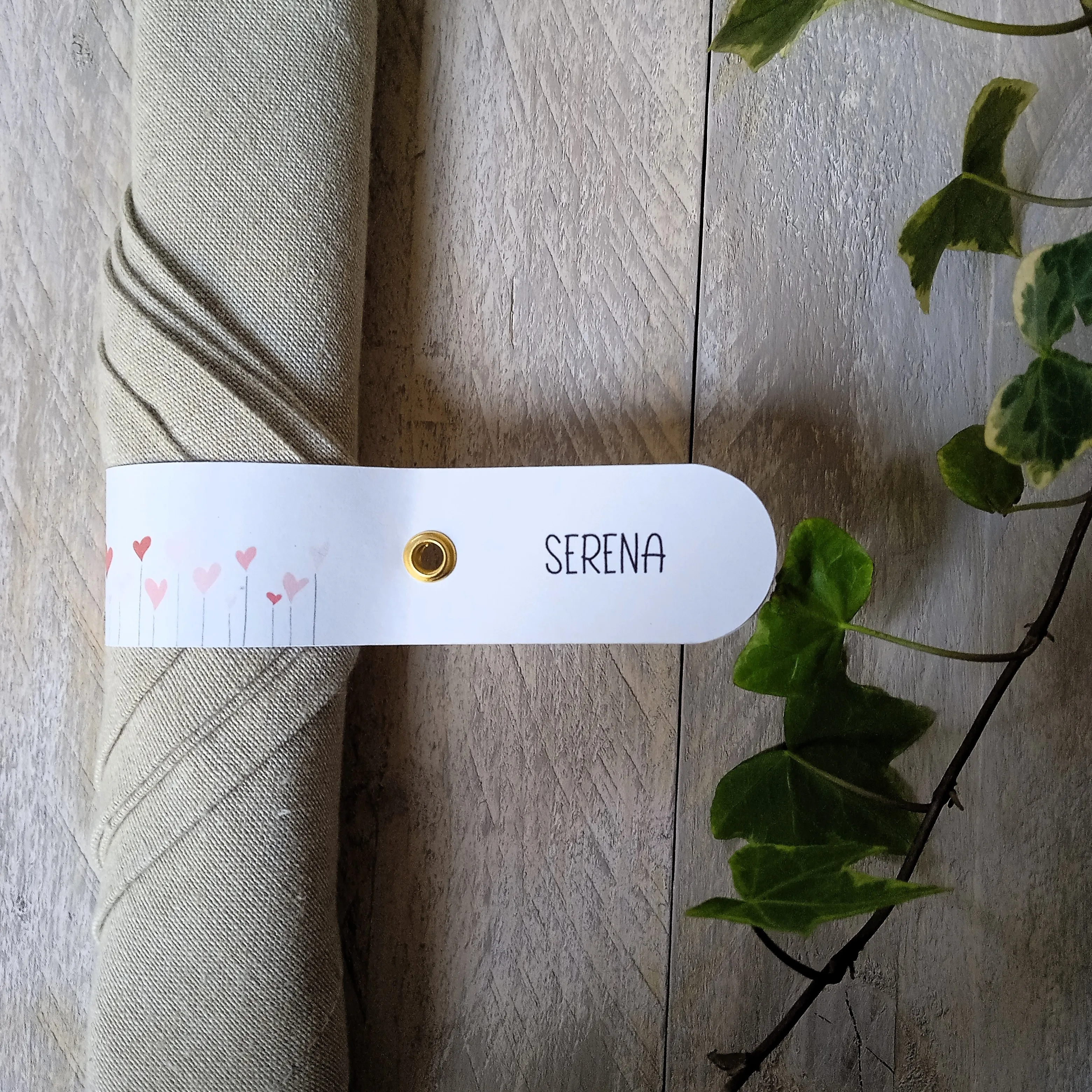 Segnaposto Cuoricini personalizzato per tavoli banchetto