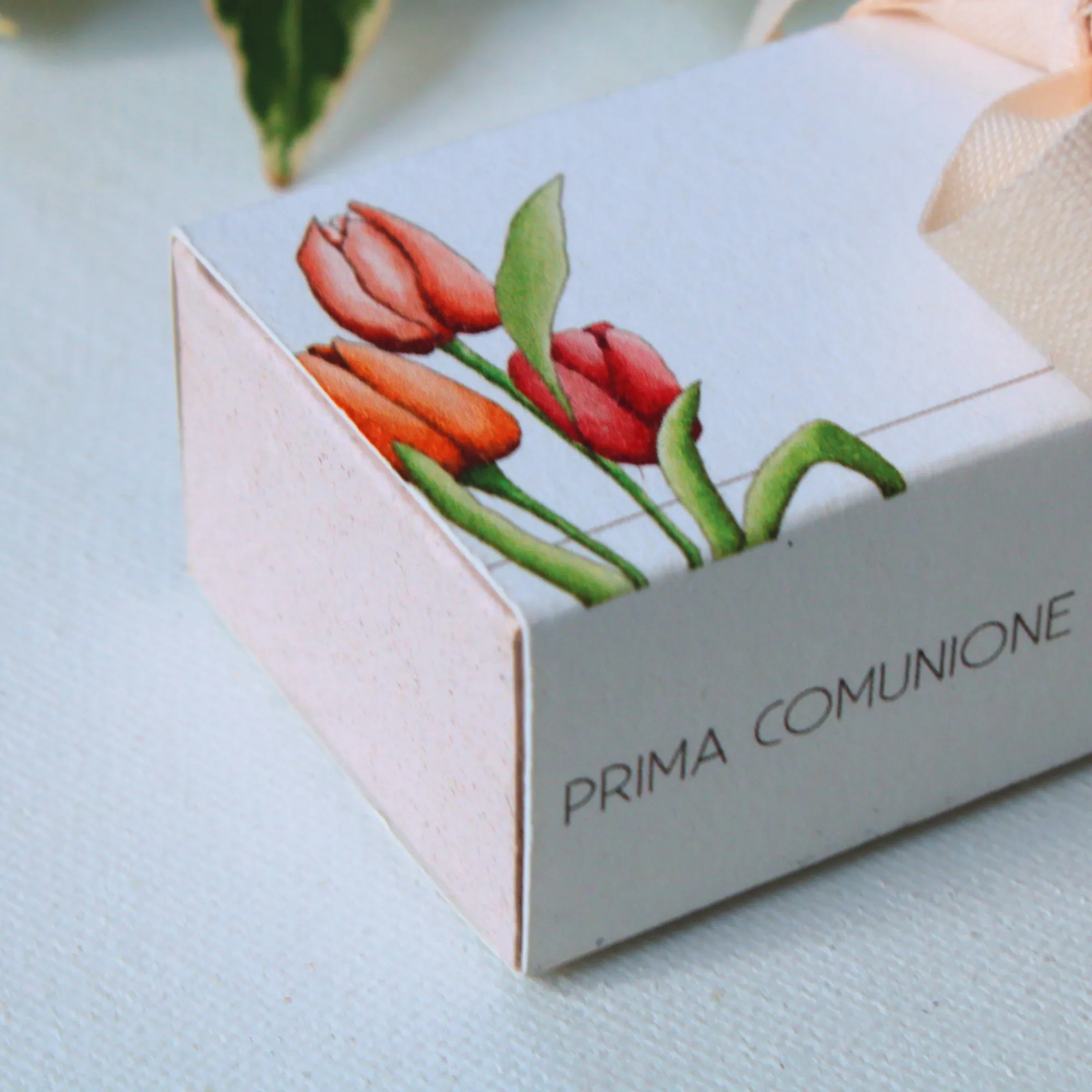 Illustrazione botanica tulipano per confezionamento bomboniera